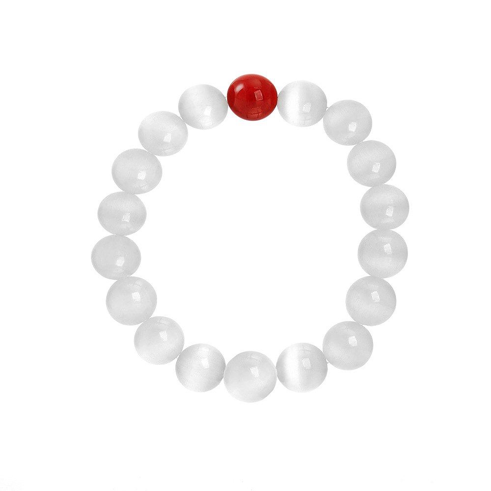 White, cat's eye