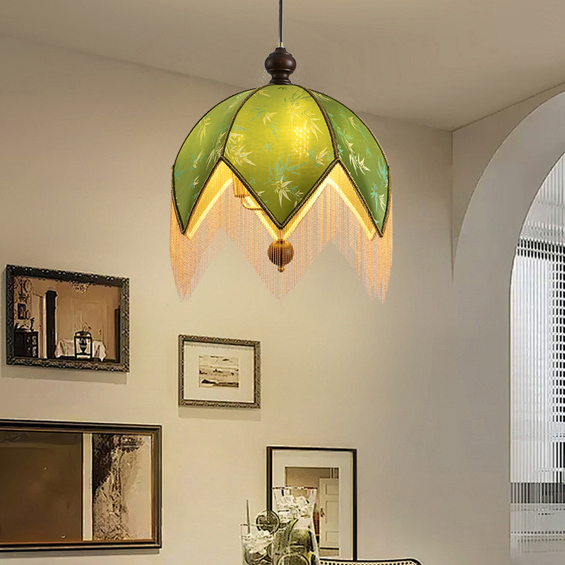 Retro Nanyang estilo medieval lámpara de tela francesa lámpara de dormitorio sala de té bar armario bordado lámpara de comedor