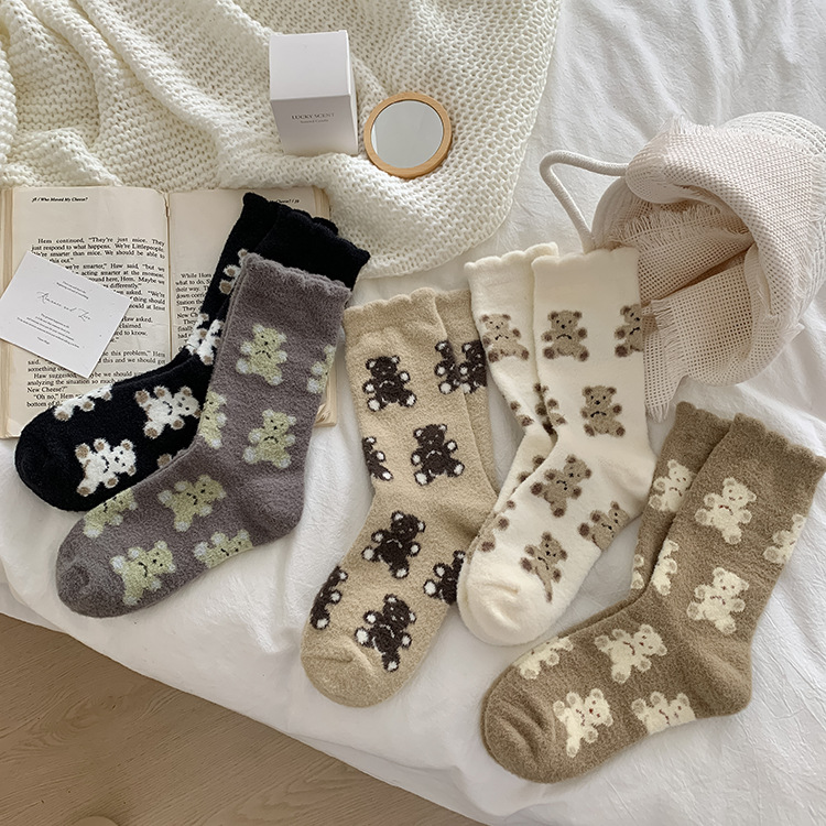 Polyester Fabric Type Cute Sweet Women's Bear Polyester Ankle Socks A Pair