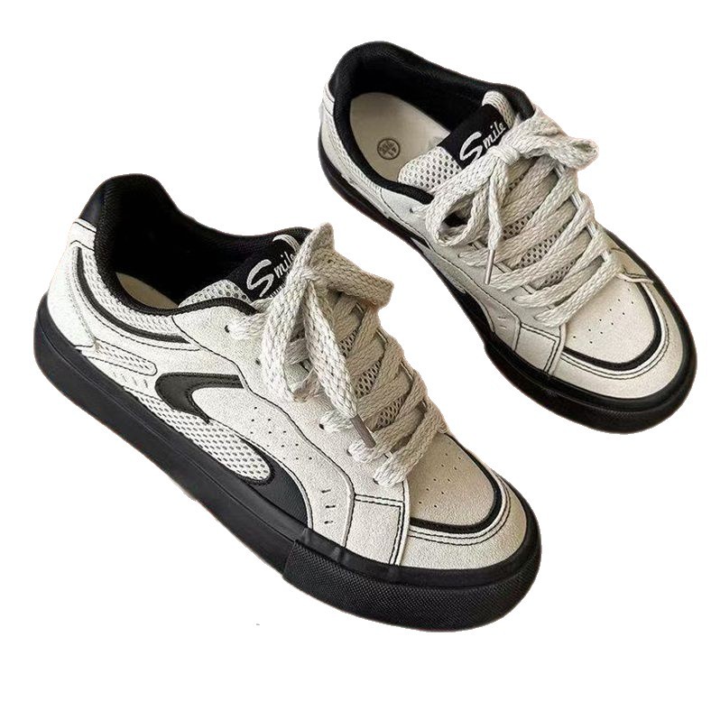 Zapatos de hombre retro 2026 primavera nuevos zapatos casuales transpirables versátiles zapatos deportivos de suela gruesa moda zapatos de skate estudiantes juveniles