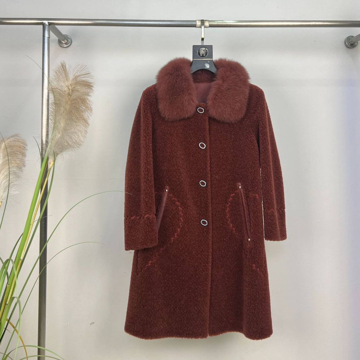 冬季新款羊羔毛长款宽松年轻妈妈显瘦拼接真狐狸毛洋气保暖DS054