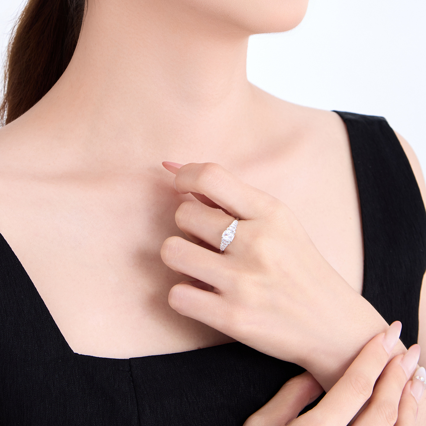Anillo Geométrico Cuadrado de Aleación de Cobre Galvanizado para Mujer
