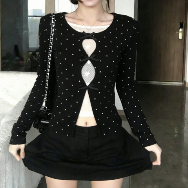 Korean-Style Black Polka Dot Bow-Decorated Long-Sleeve Women's High-End Color-Blocking Lace Patchwork Slim-Fit Top, Spring 2026 Korean-Style Black Polka Dot Bow-Decorated Long-Sleeve Women's High-End Color-Blocking Lace Patchwork Slim-Fit Top, Spring 2026