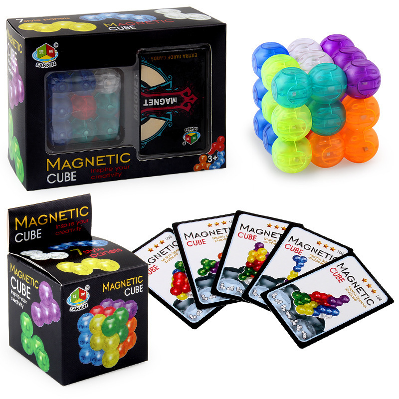 Venta caliente de exportación transfronteriza pan-nuevo cubo magnético creativo bloques de construcción de juguetes educativos para niños traje de caja de regalo