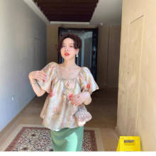 莫奈花园玫瑰复古油画风泡泡袖一字肩上衣夏季独特别致两穿小衫