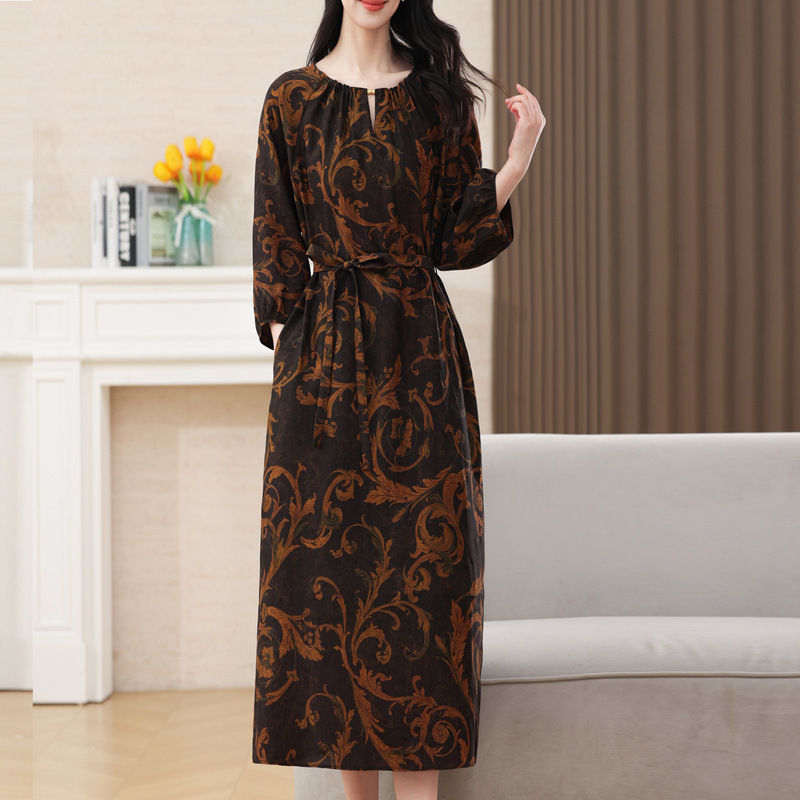 2026 New Model Hangzhou Xiangyun Silk Dress for Women, Long-Sleeve, Elegant and Slimming, Made of Mulberry Silk, Suitable for Spring and Autumn 2026 New Model Hangzhou Xiangyun Silk Dress for Women, Long-Sleeve, Elegant and Slimming, Made of Mulberry Silk, Suitable for Spring and Autumn