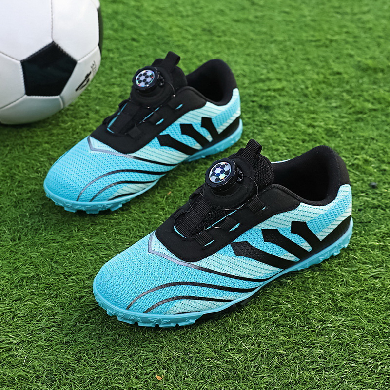 Baochuan nuevo zapato de fútbol transpirable para niños botón giratorio para niños TF clavos rotos zapatos de entrenamiento de fútbol transfronterizos