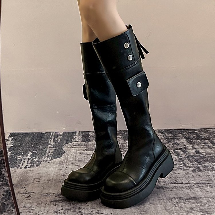 Fashionable demi-season high boots platform English style