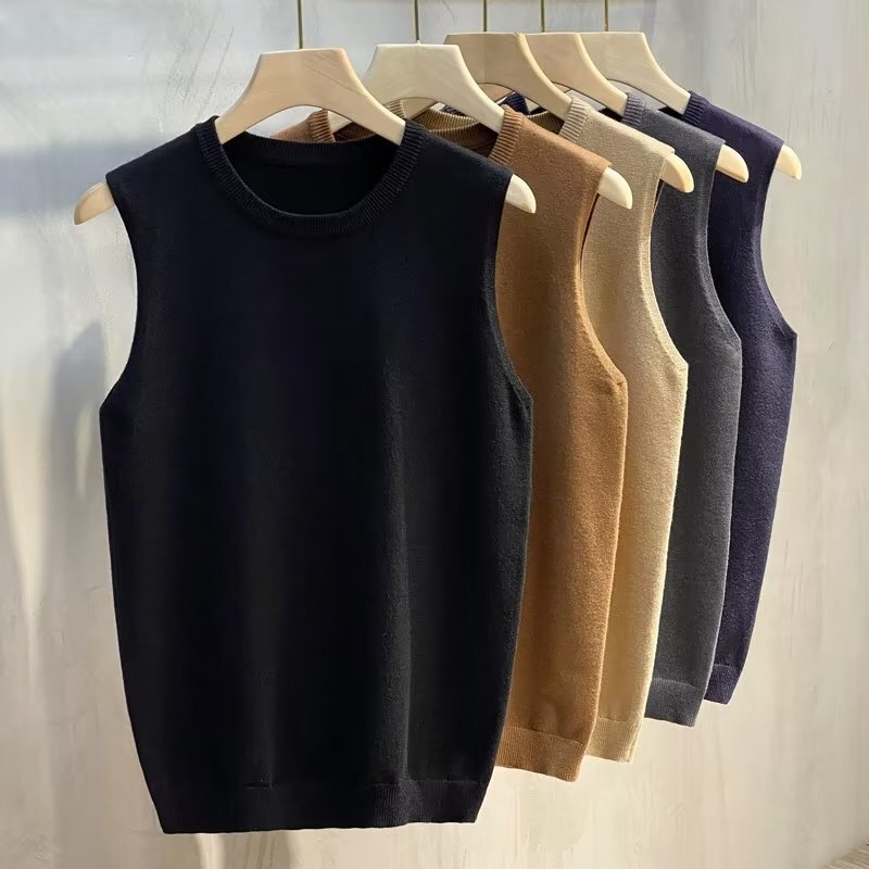 2025 New Autumn and Winter Sleeveless Sweater Vest Men's Lined Bottoming Shirt Round Neck Knitted Korean Style Trbottomy Vest Versatile and Trbottomy