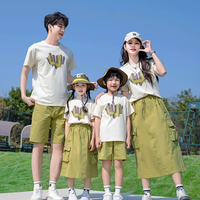 2025 Hot-Selling Parent-Child Outfits for Families of Three or Four: Short-Sleeved Sets, New Summer Style, Mother-Daughter/Mother-Son Skirts/Pants
