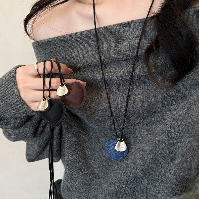 Ins blogger Denim love string necklace 2024 new fashion trend sweater chain niche simple neck chain women