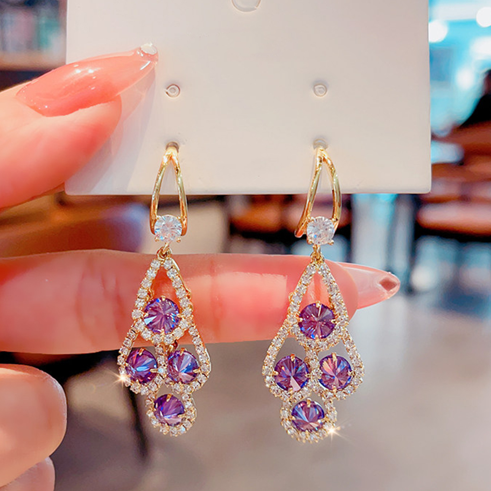 Purple fashionable design elegant earrings with zircon drop-shaped
