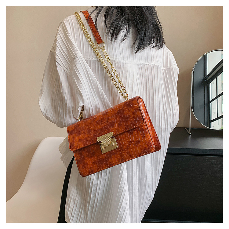 Shoulder Bag Women's Stylish Stone Pattern Chain Messenger Bag_voghion.com