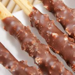 Glico Pocky almond hazelnut crisp chocolate bar coated decorative biscuits 48g casual snack biscuit sticks