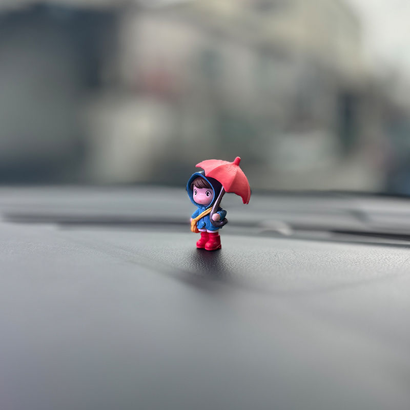Lindo paraguas de dibujos animados niña consola central de coche adornos junto a la ventana decoración de muñeca de coche mini coche creativo