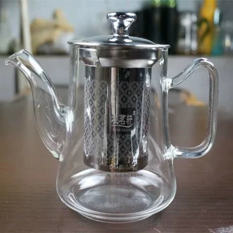 Стеклянный маленький чайник, ароматизированный чай, набор чая