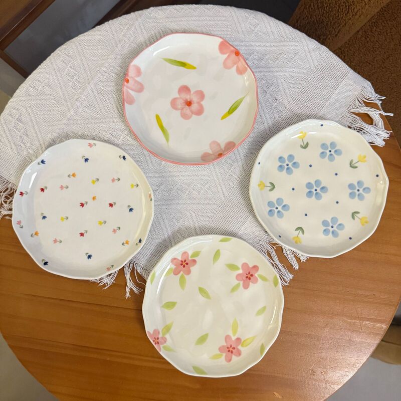 Ins Style Hand-Pinched Asymmetrical Ceramic Plate Cake Plate Overseas Jewelry Small Plate Cute Storage Plate Wholesale