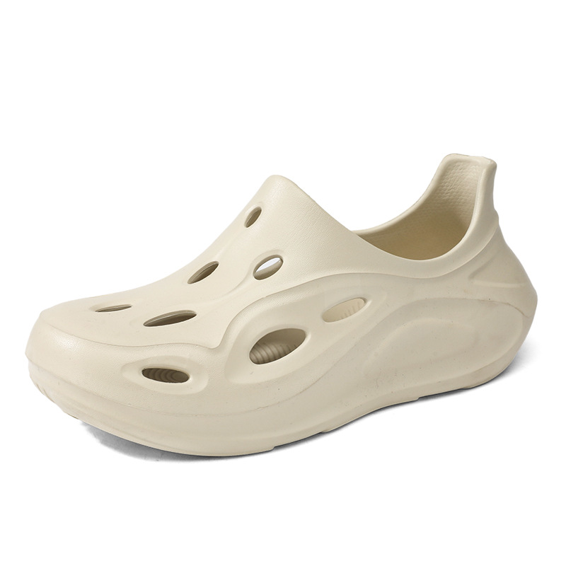 Zapatos de playa para hombre 2025 nuevo primavera y verano para conducir suela transpirable simple moda zapatillas frías