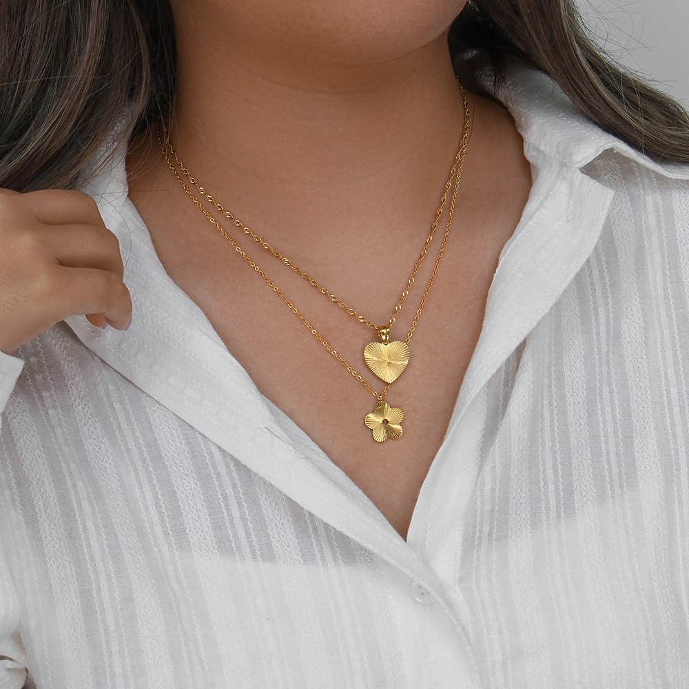 Retro Heart Shape Flower Stainless Steel Pendant Necklace Earrings Plating Stainless Steel Necklaces