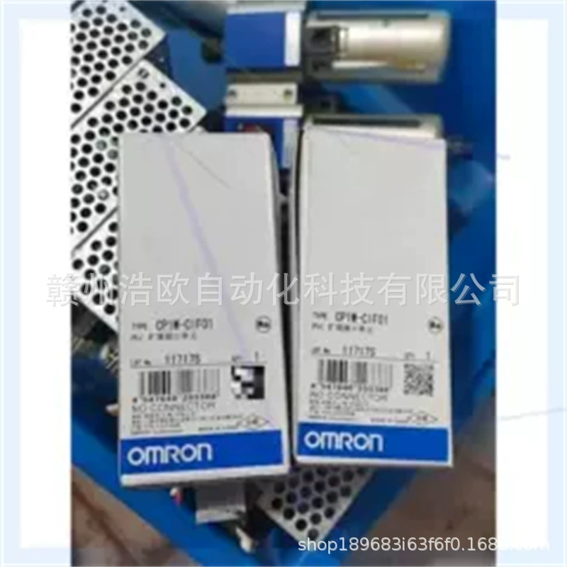 Новый оригинальный подлинный модуль расширения Omron CP7W-CIF47 для реальной съемки