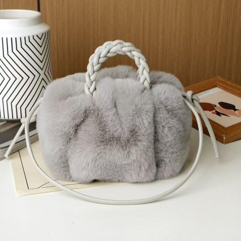 Pumpkin bag, autumn and winter plush bag, fashionable and versatile shoulder bag, cloud pleated bag, handbag, crossbody bag Pumpkin bag, autumn and winter plush bag, fashionable and versatile shoulder bag, cloud pleated bag, handbag, crossbody bag