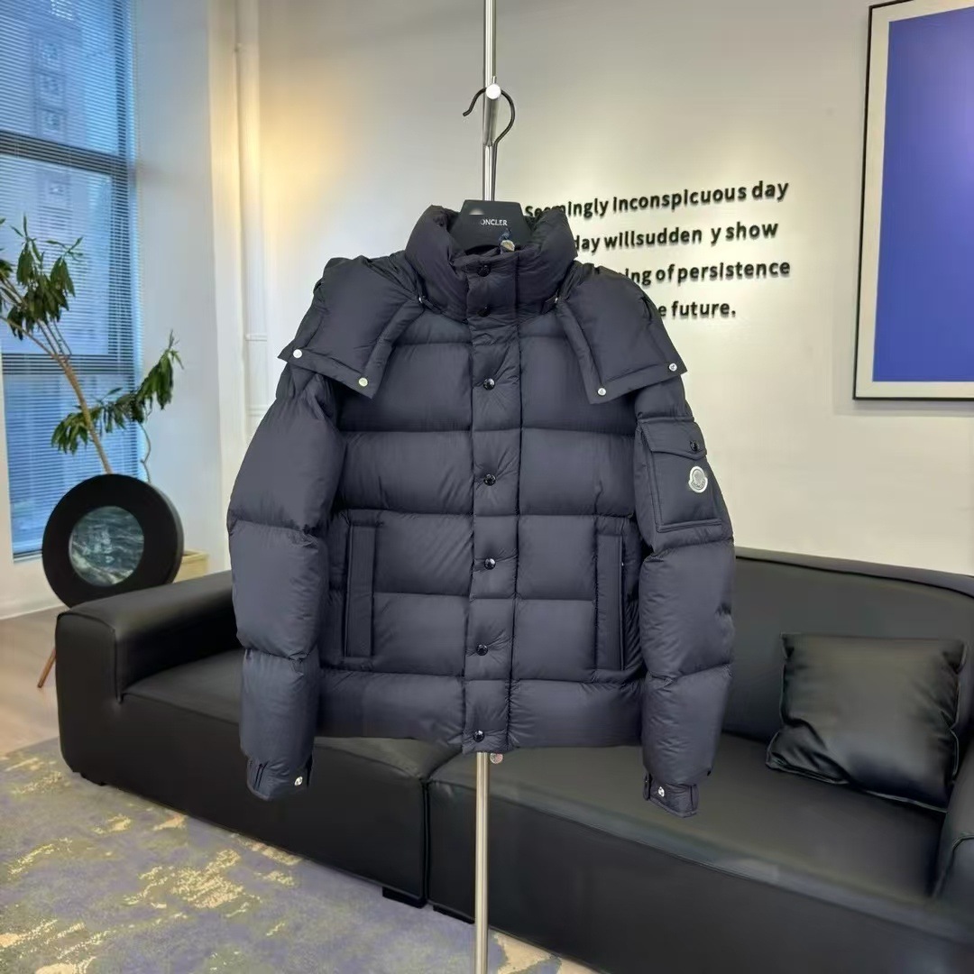 Moncler Hooded Puffer Jacket Matte Down Navy