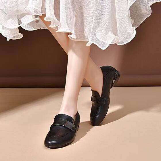 2025 Spring Explosions in stock Low-heeled Shallow Mouth Single-layer Shoes Women's Casual Internet Celebrous All-match Lightweight Fashion Bean Women's Shoes
