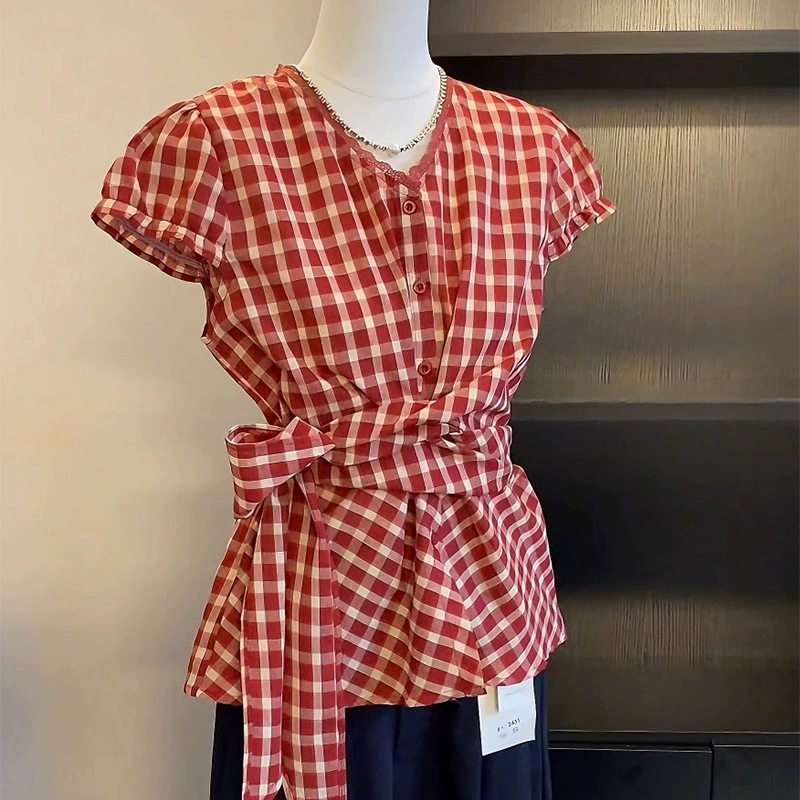 Французская милая красная клетчатая рубашка с короткими рукавами для женщин, летний дизайн, модный короткий топ с галстуком-бабочкой на талии