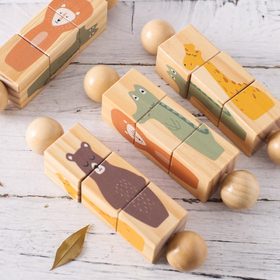 Wooden Multifunctional Rotating Animal Shape Matching Toy Rattle Baby Grasping Toy Hands-on Brain Rattle