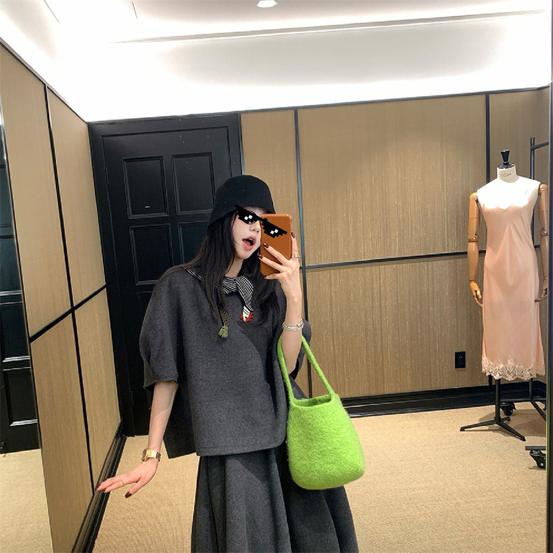 Ouyang's "Super Stylish Lady" Korean Girl Puff Flower Bud Skirt Double-Layer Lace Blouse Knit Top Ouyang's "Super Stylish Lady" Korean Girl Puff Flower Bud Skirt Double-Layer Lace Blouse Knit Top