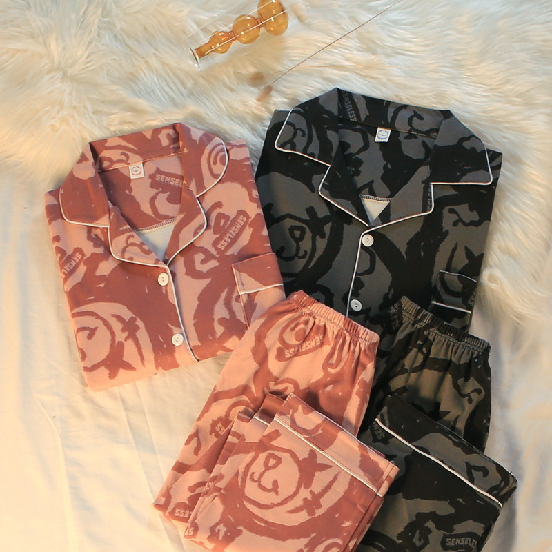 Pijamas de mujer Primavera y otoño de manga larga de algodón a rayas delgadas de alto grado más el tamaño de los hombres sueltos ropa para el hogar verano