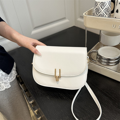 2025 Popular New Trendy Internet Famous Baggy Small Bag Retro Handbag for Women Fashionable Single Shoulder Crossbody Bag 