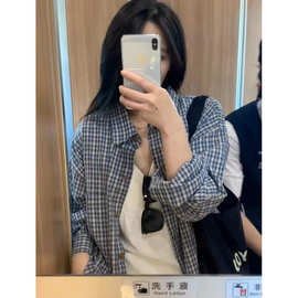 韩系格子衬衫女早秋新款百搭宽松慵懒风上衣外搭格纹衬衣外套