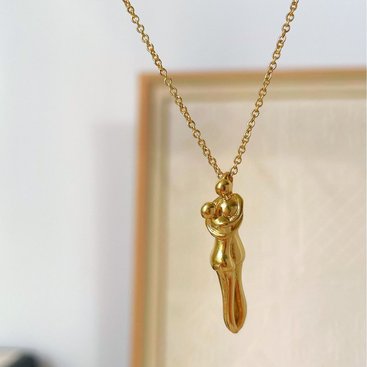 Kupfer 14 Karat Vergoldet Einfacher Stil Menschlich Überzug Halskette Mit Anhänger display picture 4
