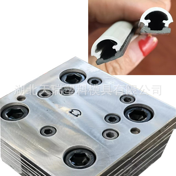 黄石厂家定制塑料挤出胶条异型材软硬共挤挤出模具