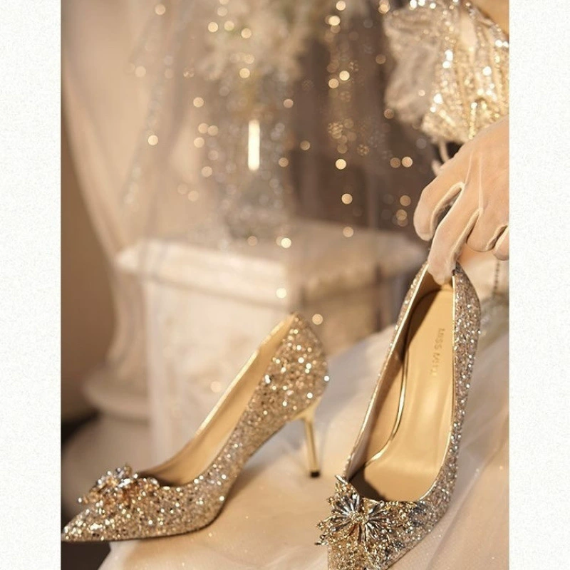 Хрустальный серебряный бант на высоких каблуках женская пара фея ветер девушка подружка невесты золотая свадебная обувь Xiuhe свадебное платье