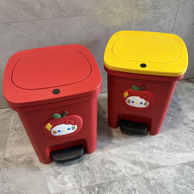 Hello Kitty Trash Can, New Model, Cute Cartoon Design, High Aesthetic Value, for Living Room, Bedroom, Bathroom, Foot Pedal, Dual Opening Hello Kitty Trash Can, New Model, Cute Cartoon Design, High Aesthetic Value, for Living Room, Bedroom, Bathroom, Foot Pedal, Dual Opening