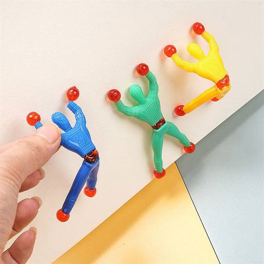 Spider Man sticky climbing wall flip Man 2 yuan small toy children student kindergarten gift prize creative trick