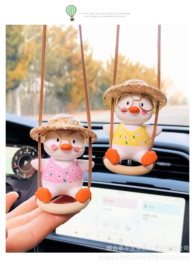 Cross-Border Original Manufacturer Swing Duck Car Hanging Ornament, Duck Aromatherapy Car Rearview Mirror Hanging Decoration, Car Hanging Decoration
