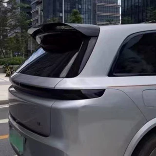 理想L789尾翼