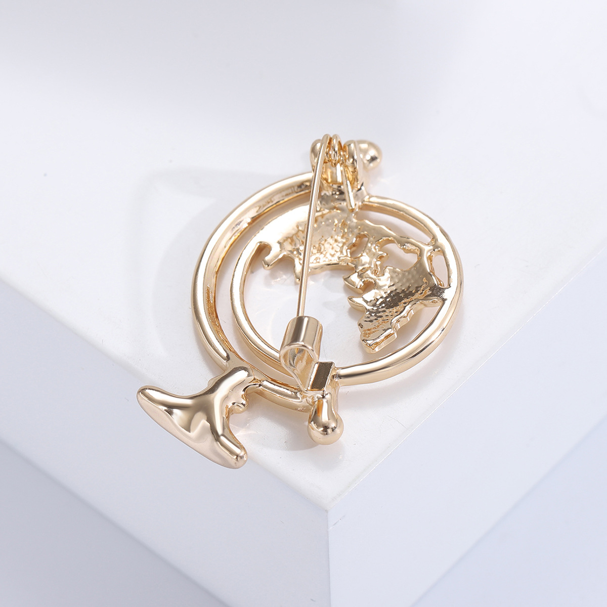 Basic Style Basic Pin Geometric Alloy Plating Unisex Brooches