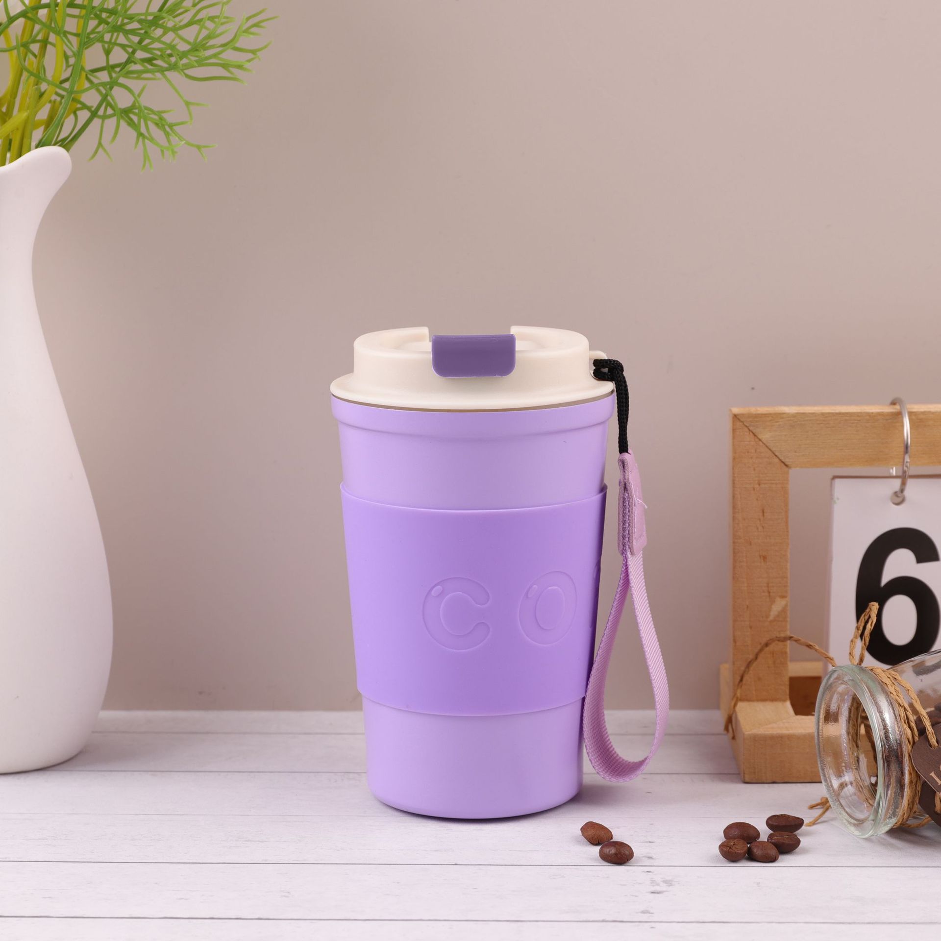 Sudeste asiático popular taza de café de dibujos animados de alta apariencia portátil ventosa coche 304 Acero inoxidable portátil taza de agua