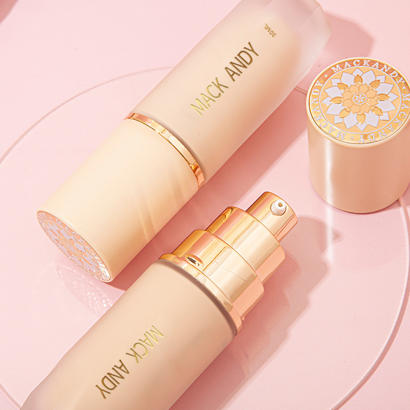 玛可安迪水凝精华粉底液上妆不卡粉丝滑乳液质地抖音快手一件代发