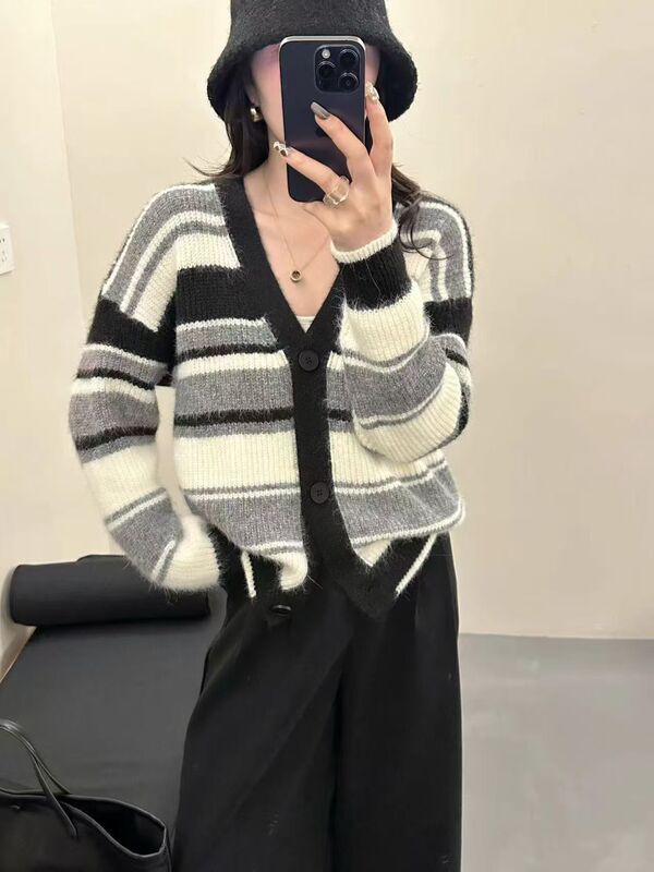 设计感条纹拼色针织开衫女2025新款秋季时尚毛衣外套慵懒风上衣潮|undefined