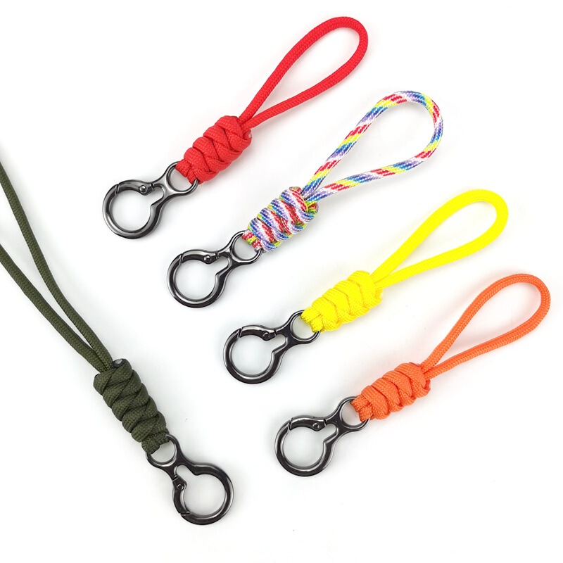 Cross-border key chain 8-character buckle hand-woven umbrella rope wrist lanyard racket buckle anti-loss rope car household tools anti-loss