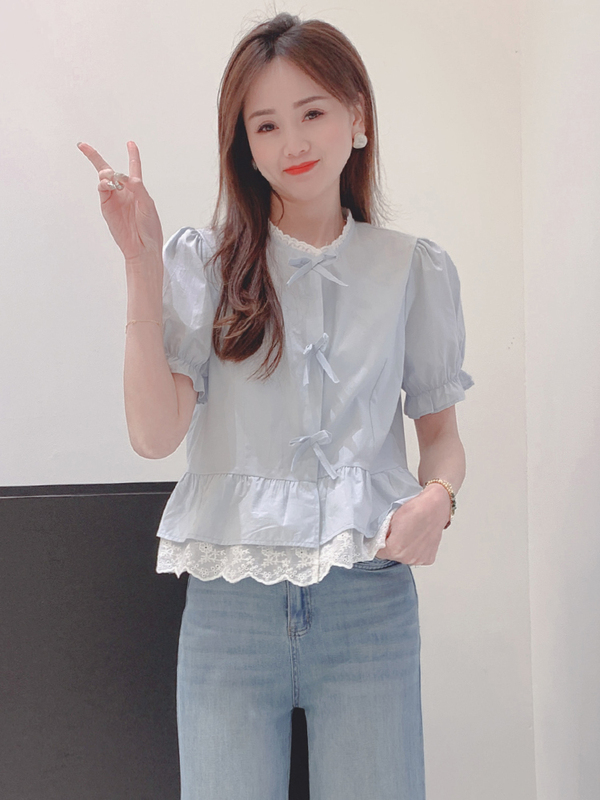 ブルー半袖シャツ女性の夏の 2025 新しいシャツフレンチレースステッチ偽ツーピーストップ女性|undefined
