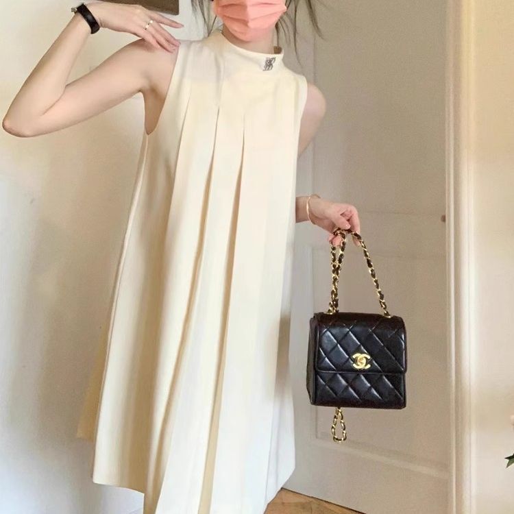 Long summer fashionable dress sleevless