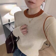 秋冬撞色圆领修身显瘦打底衫女2025新款温柔风软糯拼色内搭毛衣女