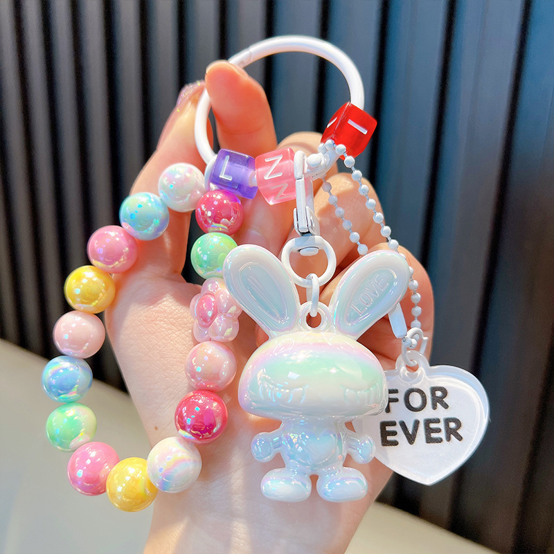 Cuentas de asiento osos colgantes de llaves de bolsos acrílicos exquisitos colgantes de llaves de automóvil colgantes pequeños regalos al por mayor