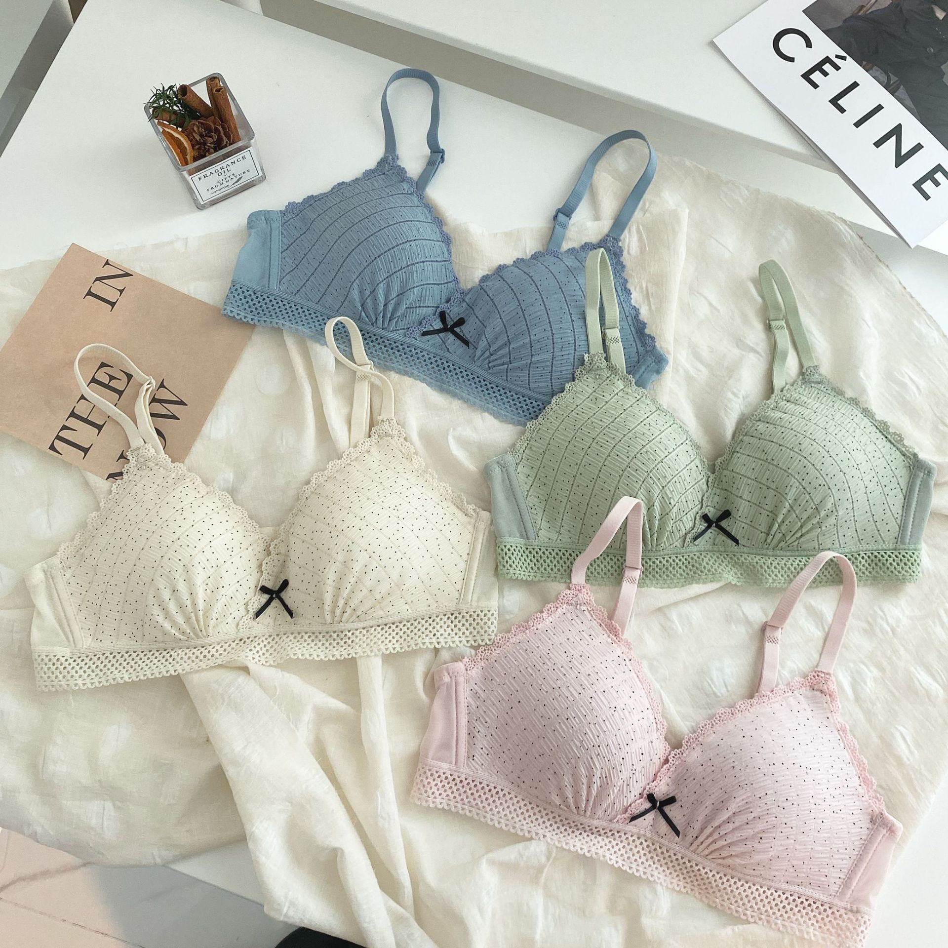 Encaje, lunares, lazo, lencería delgada, niña, sin aros, sin costuras, sujetador de pecho recogido, estudiante de secundaria